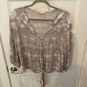 Women’s Patterned Blouse